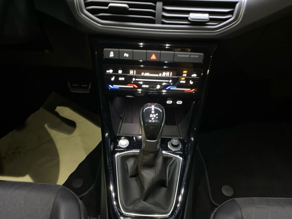 Fahrzeugabbildung Volkswagen T-Cross 1.0 TSI DSG Goal RFK Anschlußgarantie