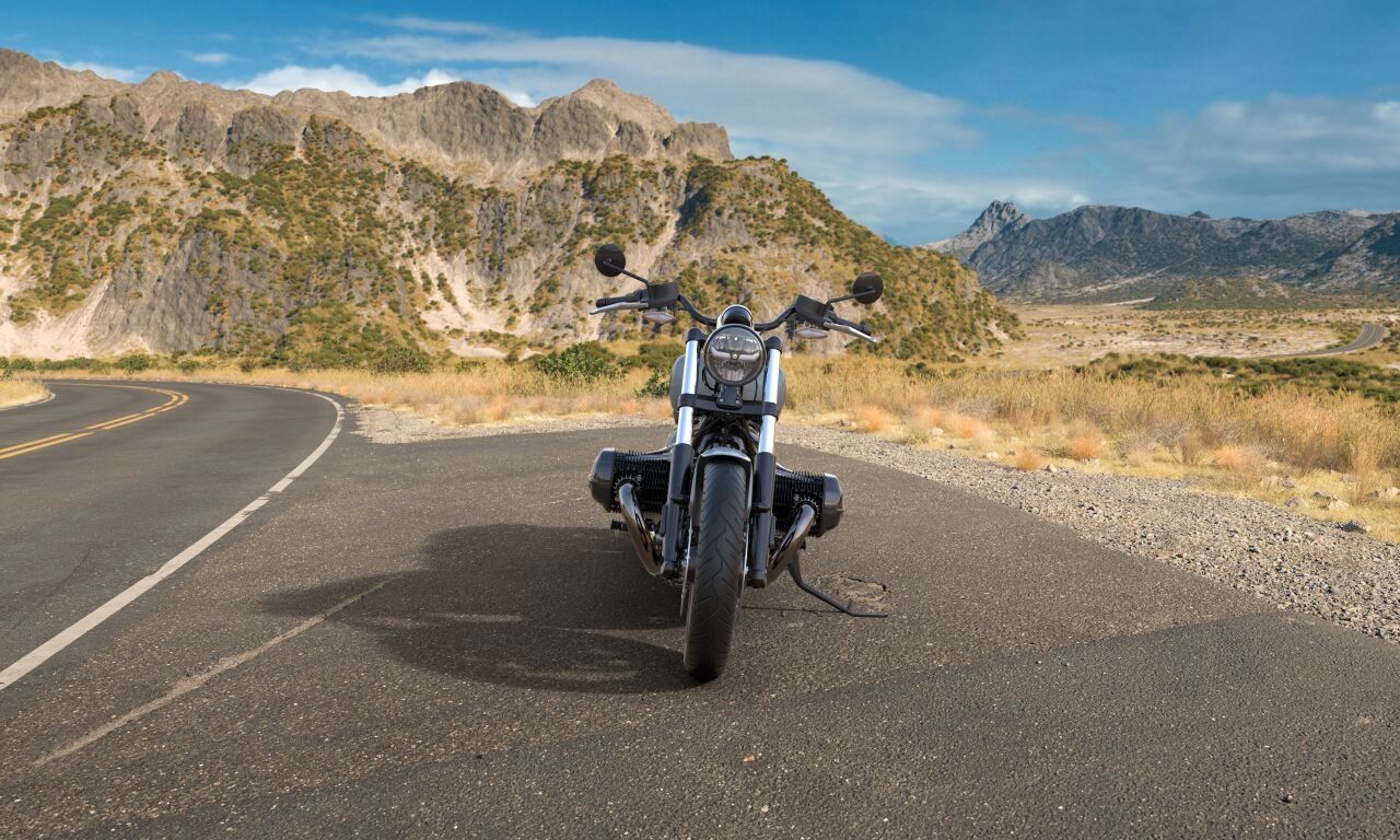 Fahrzeugabbildung BMW R 18 Komfort-Paket, Blacked-Out-Paket