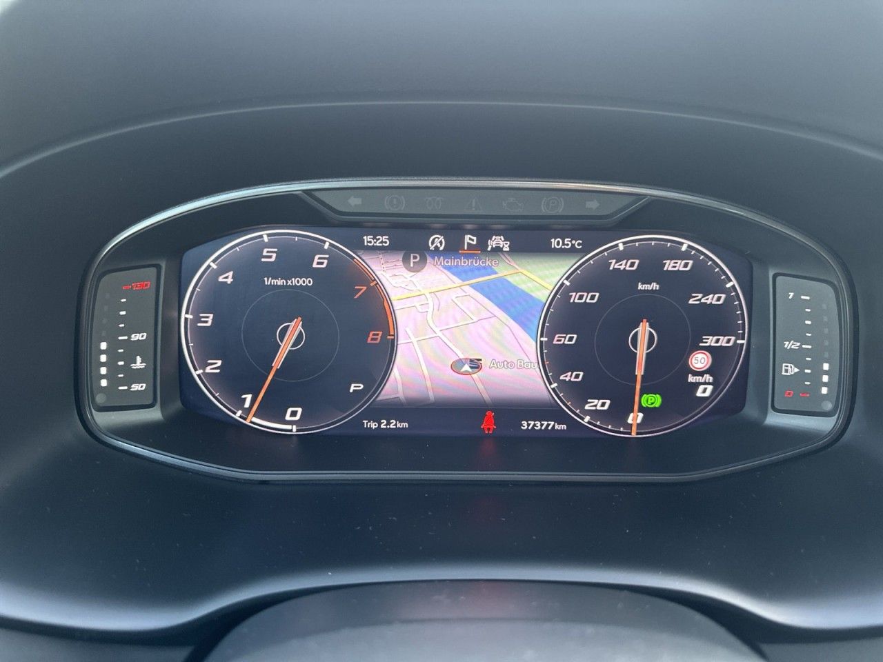Fahrzeugabbildung CUPRA Ateca Tribe Edition 2.0 TSI 300 PS DSG 4Drive - mit KI generiert/bearbeitet