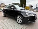 Audi A1 Sportback sport *Xenon, TÜV + Zahnriemen neu* - Audi A1: Schwarz