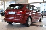 BMW 225i Active Tourer~Automatik~1.Hd.~LED~SHZ~ufrei - : Allradantrieb, Van