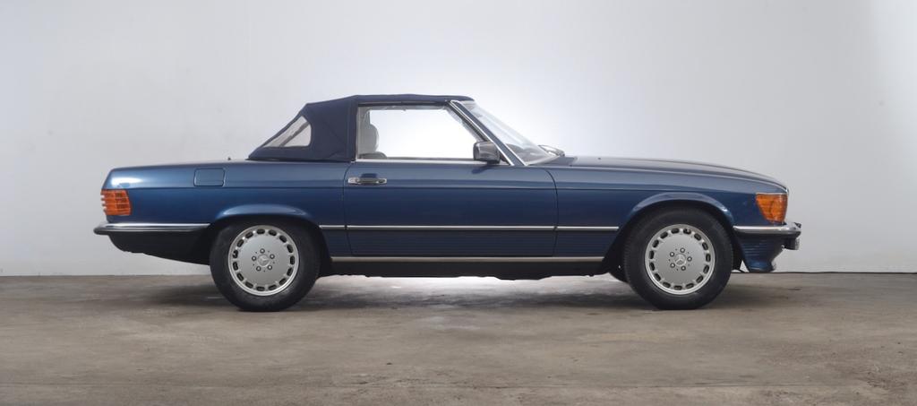 Mercedes-Benz SL 300