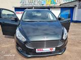 Ford S-MAX 7 Sitze Klimaautomatik Navi Business Check - Ford S-Max in Halle