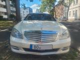 Mercedes-Benz S 400 HYBRID - - weiße Mercedes-Benz S 400