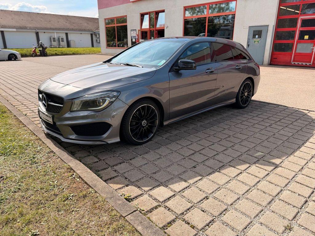 Image of Mercedes-Benz CLA 220