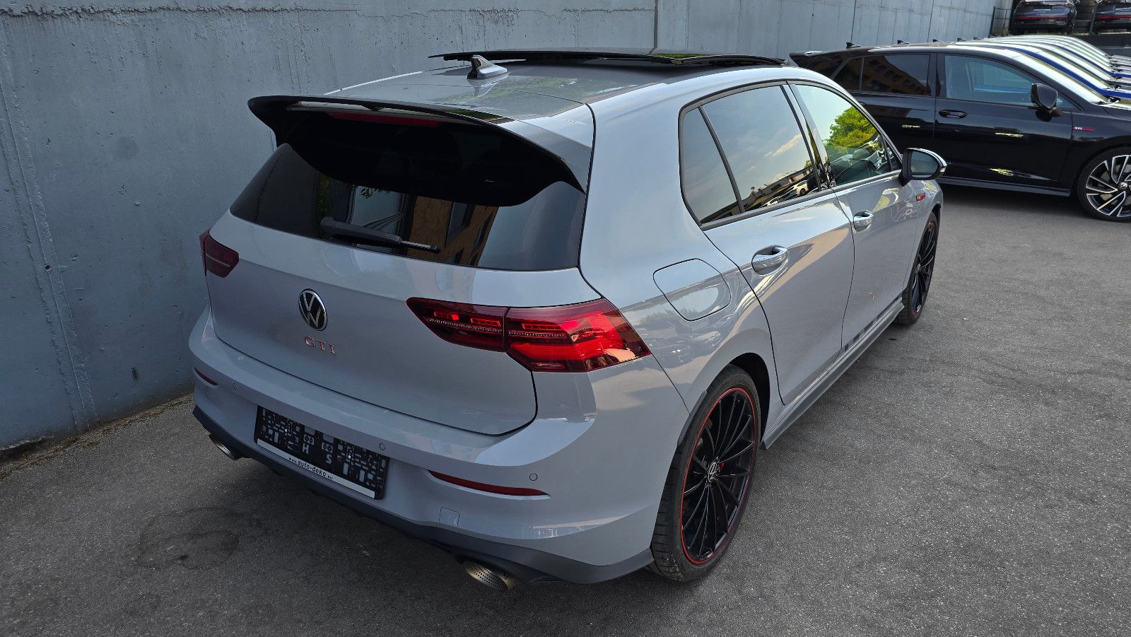 Volkswagen Golf 8 GTI Clubsport DSG * Akrapovic*Black*Pano foto 4