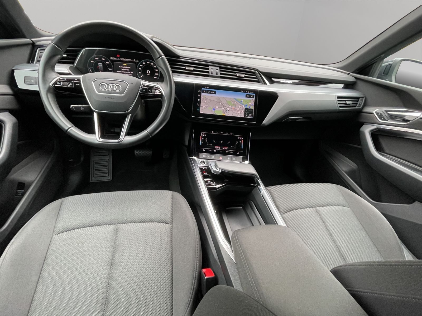 Audi e-tron - Bild 17