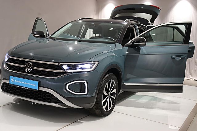 T-Roc Style 1.5 l TSI DSG ACC KAMERA SHZ PARKASS