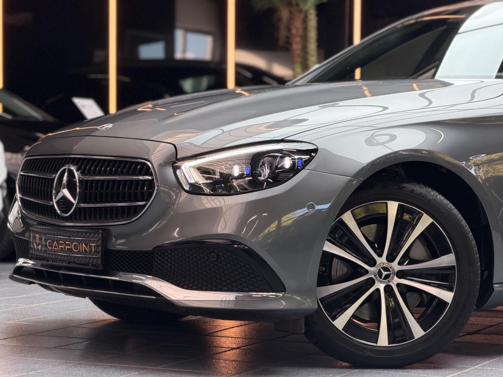 Mercedes-Benz E 300de Limousine / Multibeam-LED / Widescreen