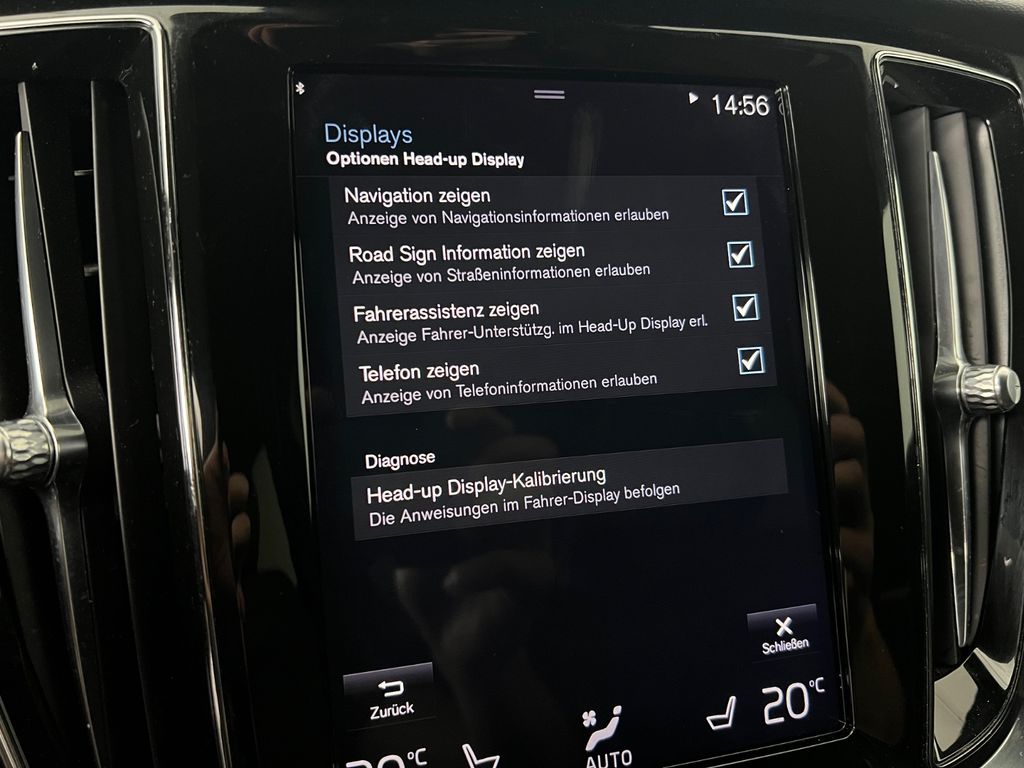 VOLVO V60 R Design / 310PS / NUR 96.tKM / 2.HD / HK / VOLVO V60 R Design / 310PS / NUR 96.tKM / 2.HD / HK /
