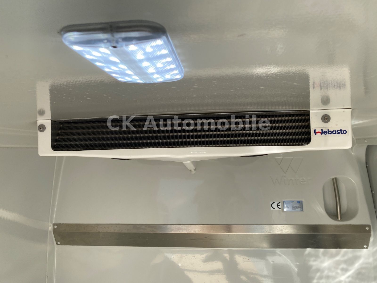 Fahrzeugabbildung Mercedes-Benz Sprinter III Kühlkasten 317CDI/Navi/LED/360°Kam