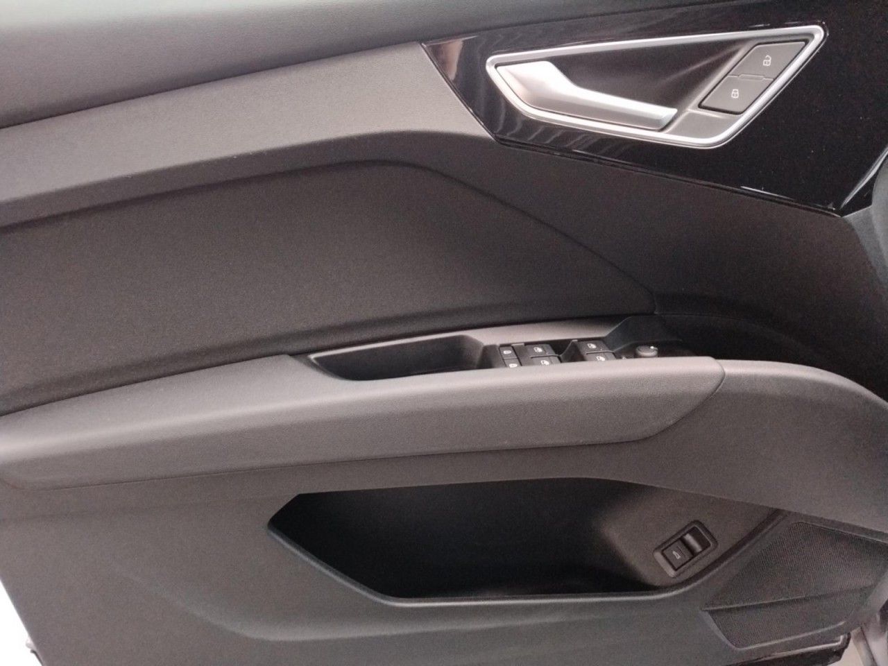 Q4 40 e-tron Klima Navi Rückfahrkamera