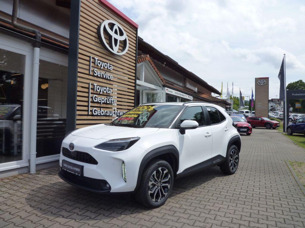Toyota Yaris Cross Teamplayer + Safety- & Winterpaket