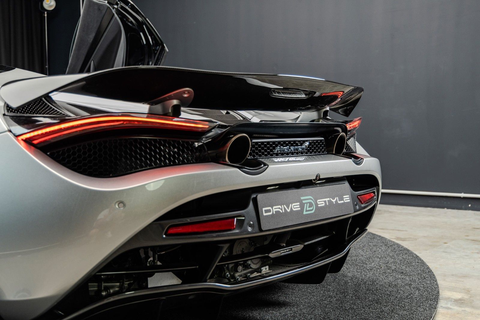 Fahrzeugabbildung McLaren 720S Spider + Scheckheft + Service Neu + Top Zus
