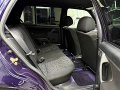 Fahrzeugabbildung Volkswagen Golf III 1.6 / 17" BBS Felgen Sportauspuff