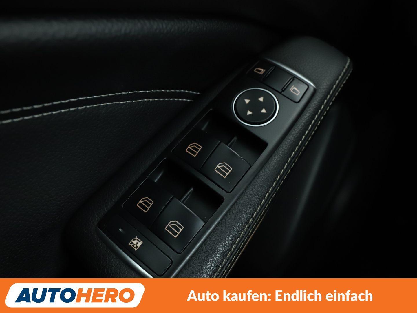 Mercedes-Benz A 180 BlueEfficiency Urban Aut.*NAVI*BI-XENON*