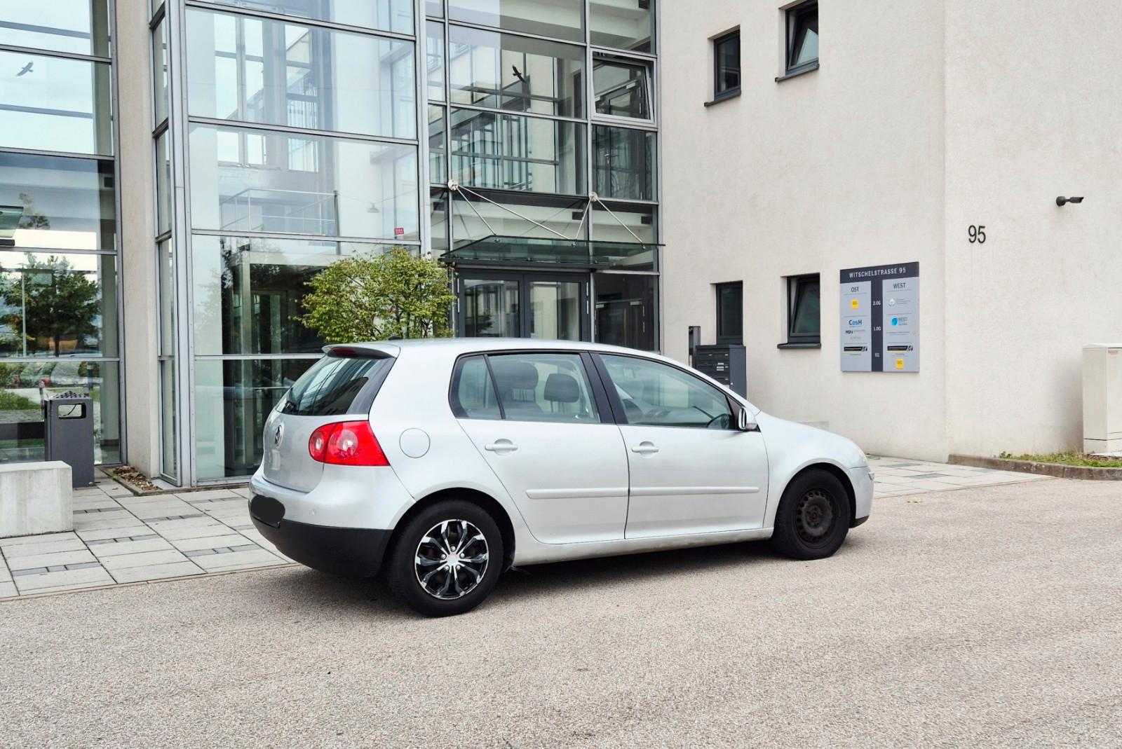 Volkswagen Golf 1.9 TDI 66 kW Trendline Navi Tempo