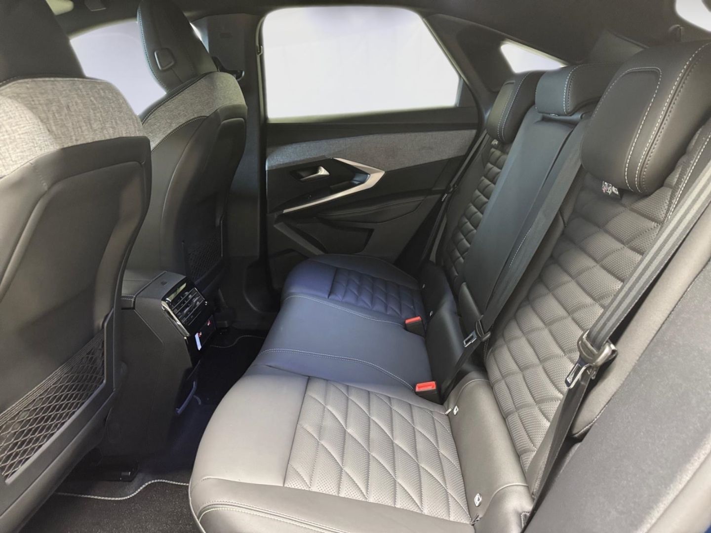 Peugeot 3008 - Bild 12