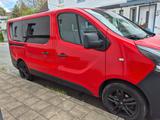 Opel Vivaro 9-Sitzer/ TÜV April 2027 - Opel Vivaro von privat