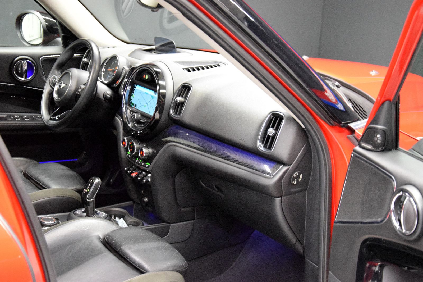 Fahrzeugabbildung MINI COOPER SD Countryman All4 Pano HuD h/k Kamera