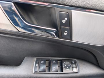 Mercedes-Benz E 350 CGI BE