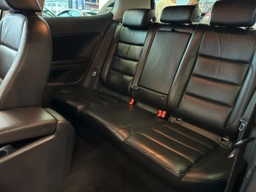 Volkswagen Golf VI Highline *Klima*SHZ*Navi*PDC*Sportpaket*