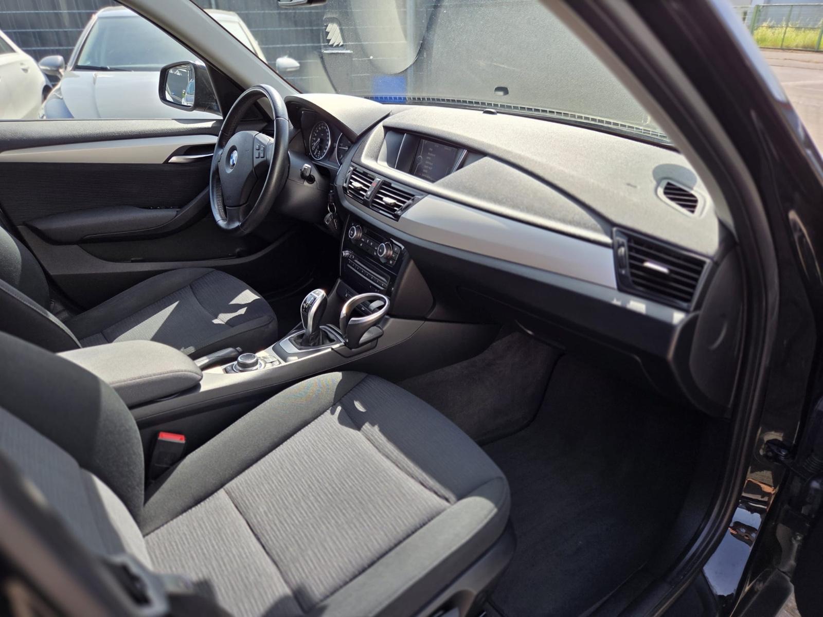 BMW X1 18 d sDrive sehr sauber