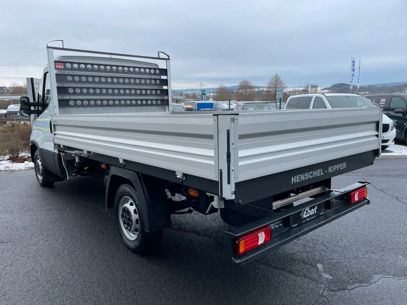 Fahrzeugabbildung Iveco Daily 35S14 A8*R3.450mm*Automatik*3Sitze*