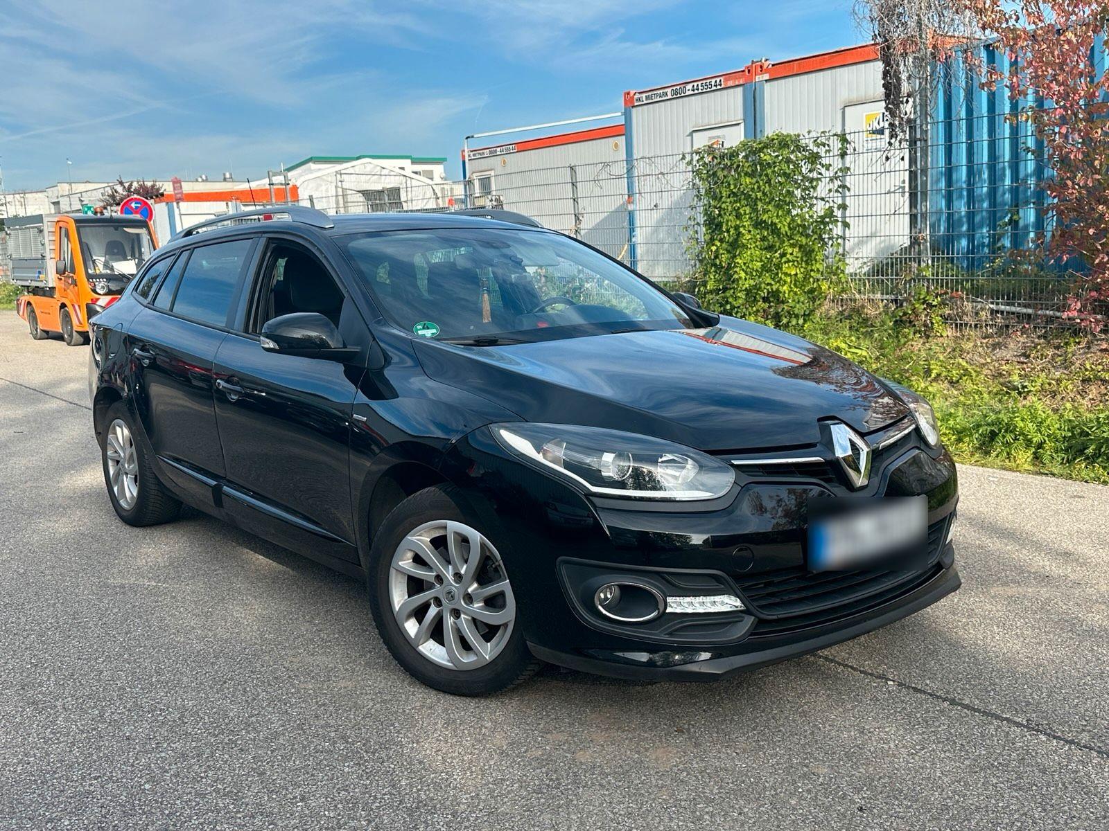 Renault Megane 2014 — rear view