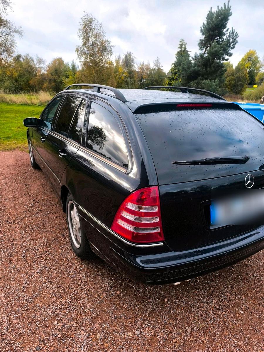 Mercedes-Benz C220 2007 — photo 9