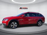 Skoda Octavia 2.0 TDI DSG 4x4 Scout Combi LED NAVI PDC - Skoda Octavia mit Diesel-Antrieb: Scout