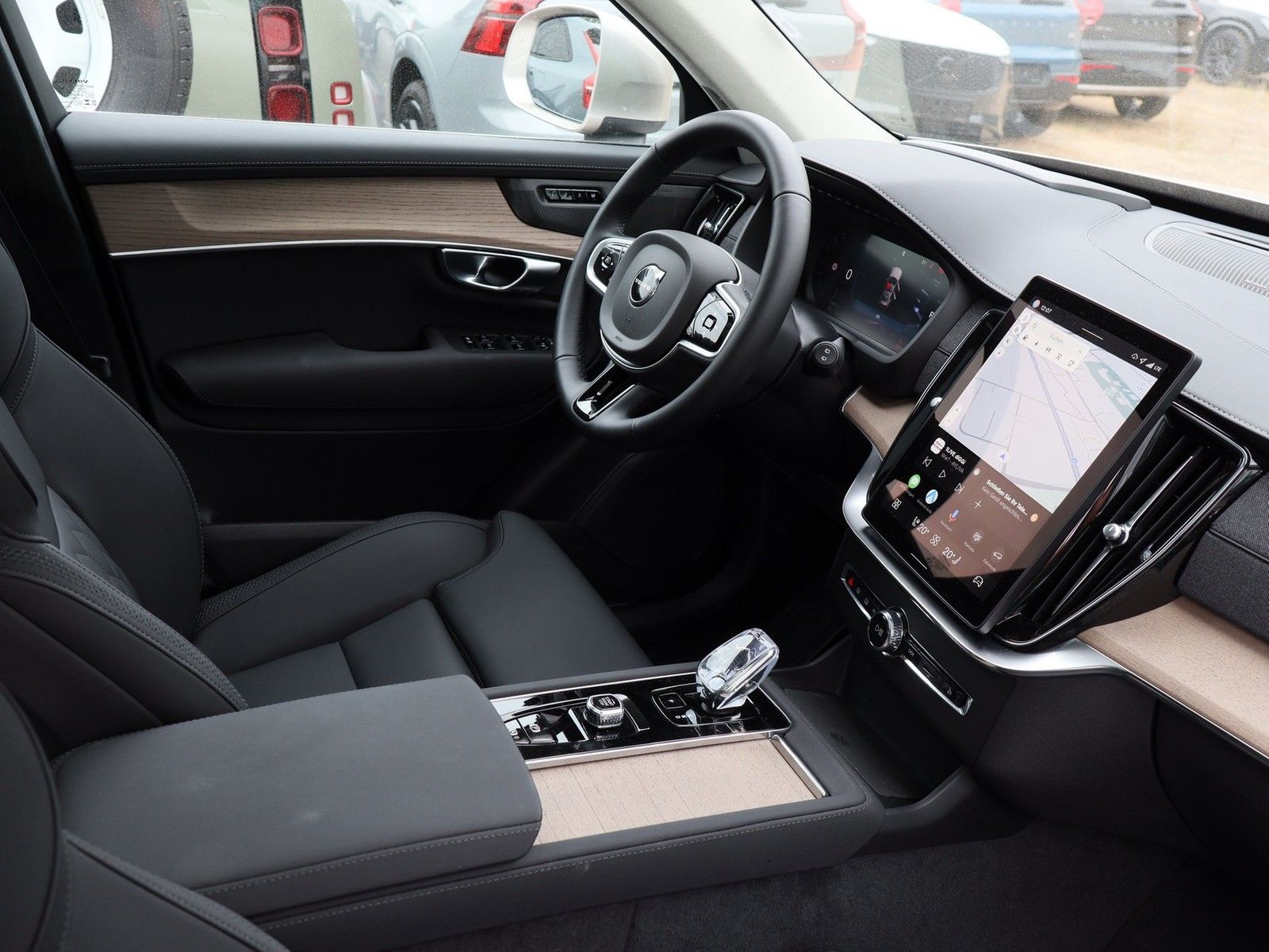 Volvo XC90 T8 Ultra Bright Recharge Plug-In Hybrid AWD imagem 3