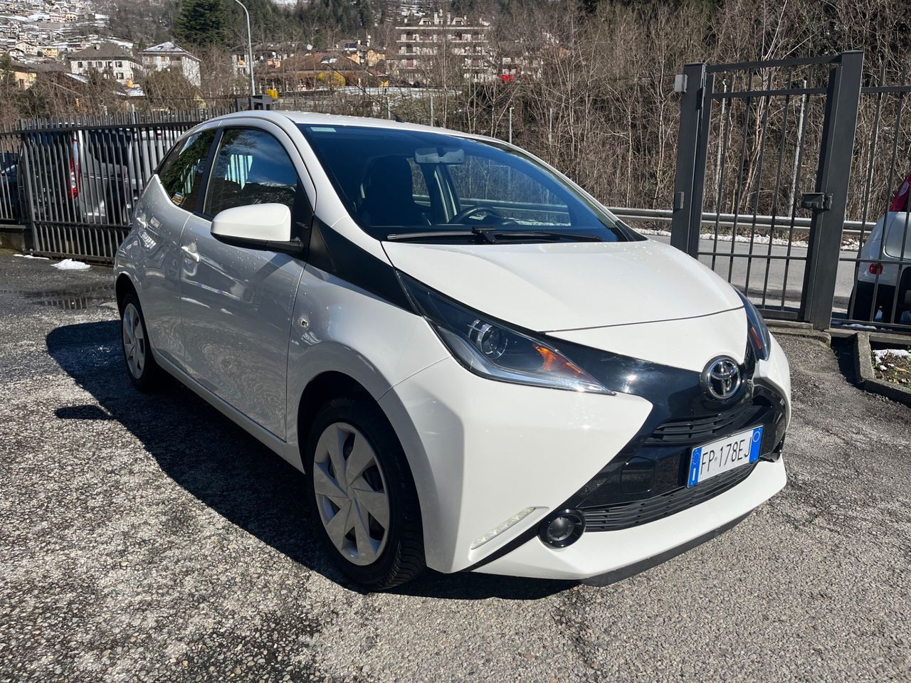 TOYOTA Aygo