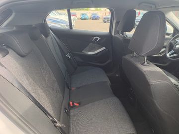 BMW 120d DAB LED Komfortzg. Parkassistent Klimaaut.