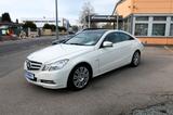 Mercedes-Benz E 200 CGI BlueEfficiency/LEDER/NAVI - Mercedes-Benz E 200: Coupe, Cgi