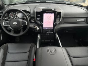 Dodge RAM - 12