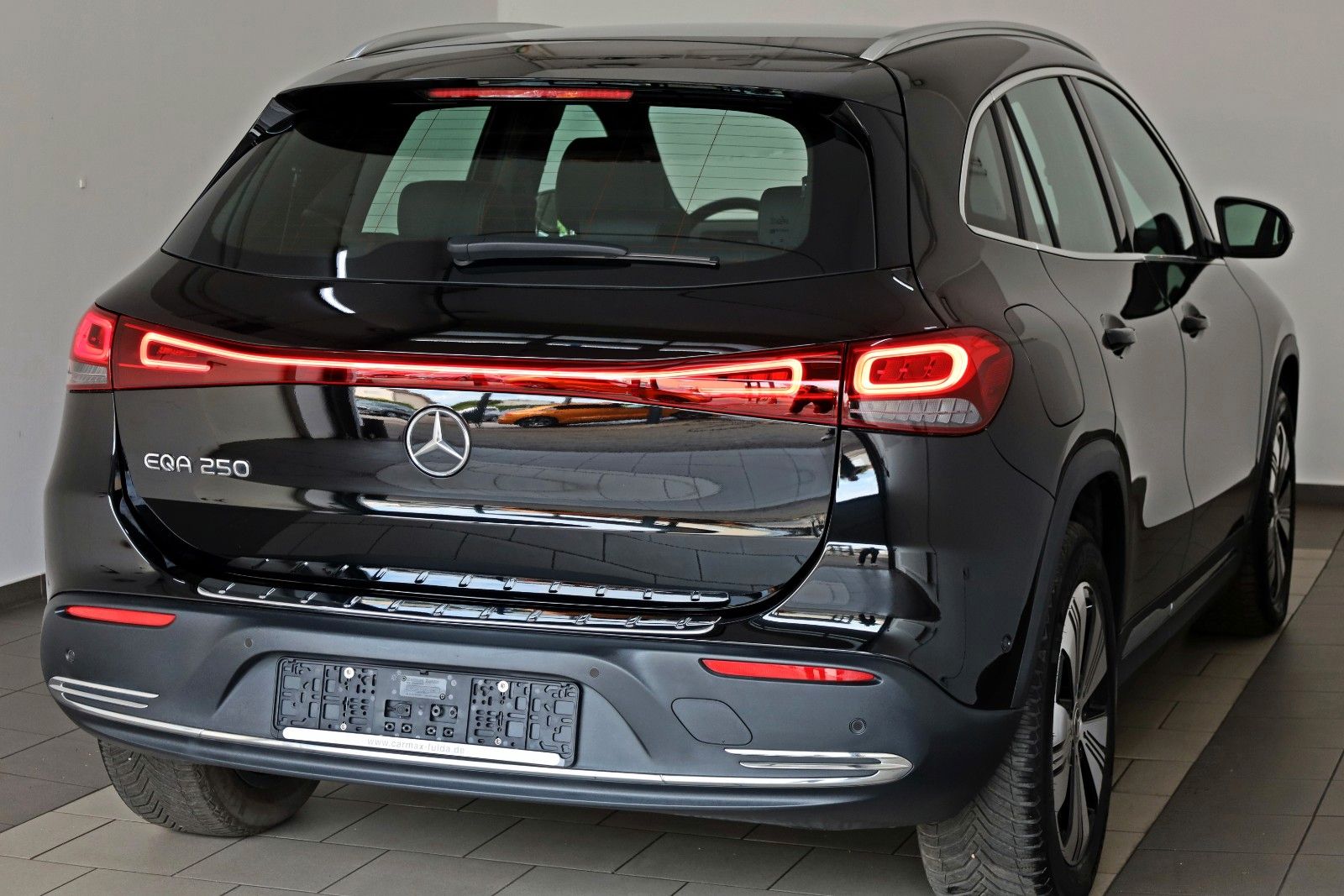 Fahrzeugabbildung Mercedes-Benz EQA 250 Progressive,T.Leder,Navi,LED,SH,Kamera