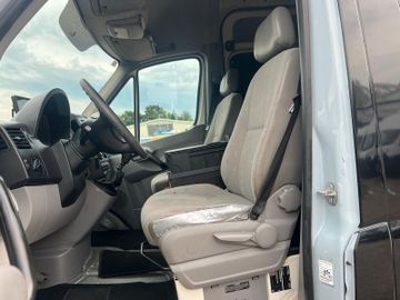 Volkswagen Crafter - 9