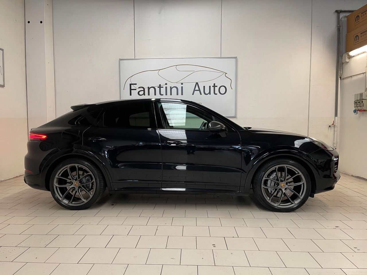 Porsche Cayenne Pacchetto Sport Carbonio-Cerchi imagem 2