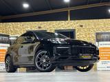 Porsche Cayenne Coupe/LEICHTBAU/CARBON/CHRONO/ - gebrauchte Porsche Cayenne aus dem Jahr 2021