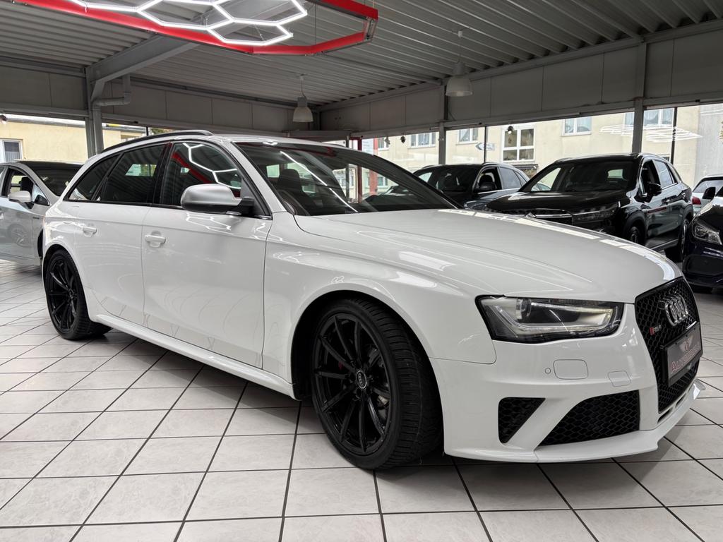 Audi RS4