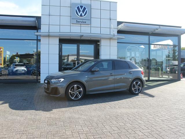 Audi A1 Sportback 25 TFSI S line, S line, Navi, Schwa