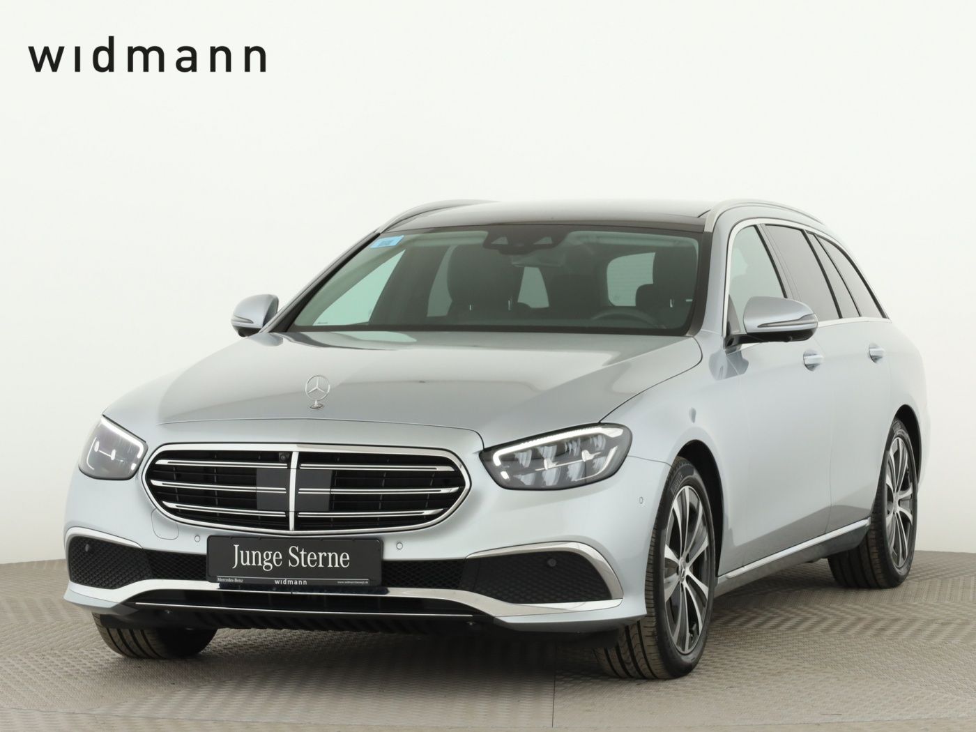 MERCEDES-BENZ E 400 d 4M T AHK*Panorama*Distronic*HUD*360°Kam.