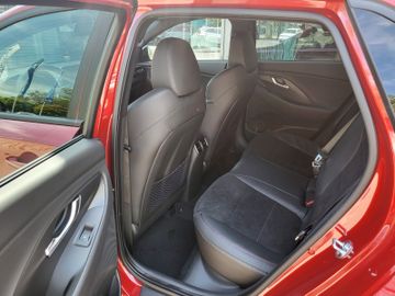 Fahrzeugabbildung Hyundai i30 1.5 T-GDI DCT N-LINE NAVI ASSI PANO