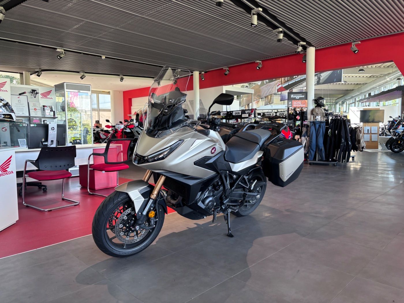 Fahrzeugabbildung Honda NT 1100 DCT ES 2026,sofort verfügbar,