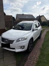 Toyota RAV 4 2,0-l-Valvematic 4x2 Life 6-Gang PDC RKam - gebrauchte Toyota RAV 4 aus dem Jahr 2012