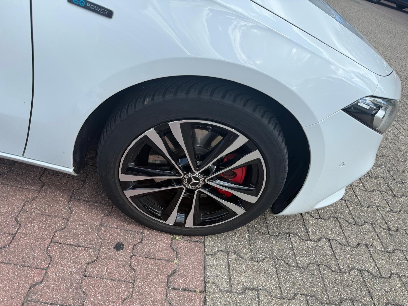 Mercedes-Benz A 250 e DCT Progressive