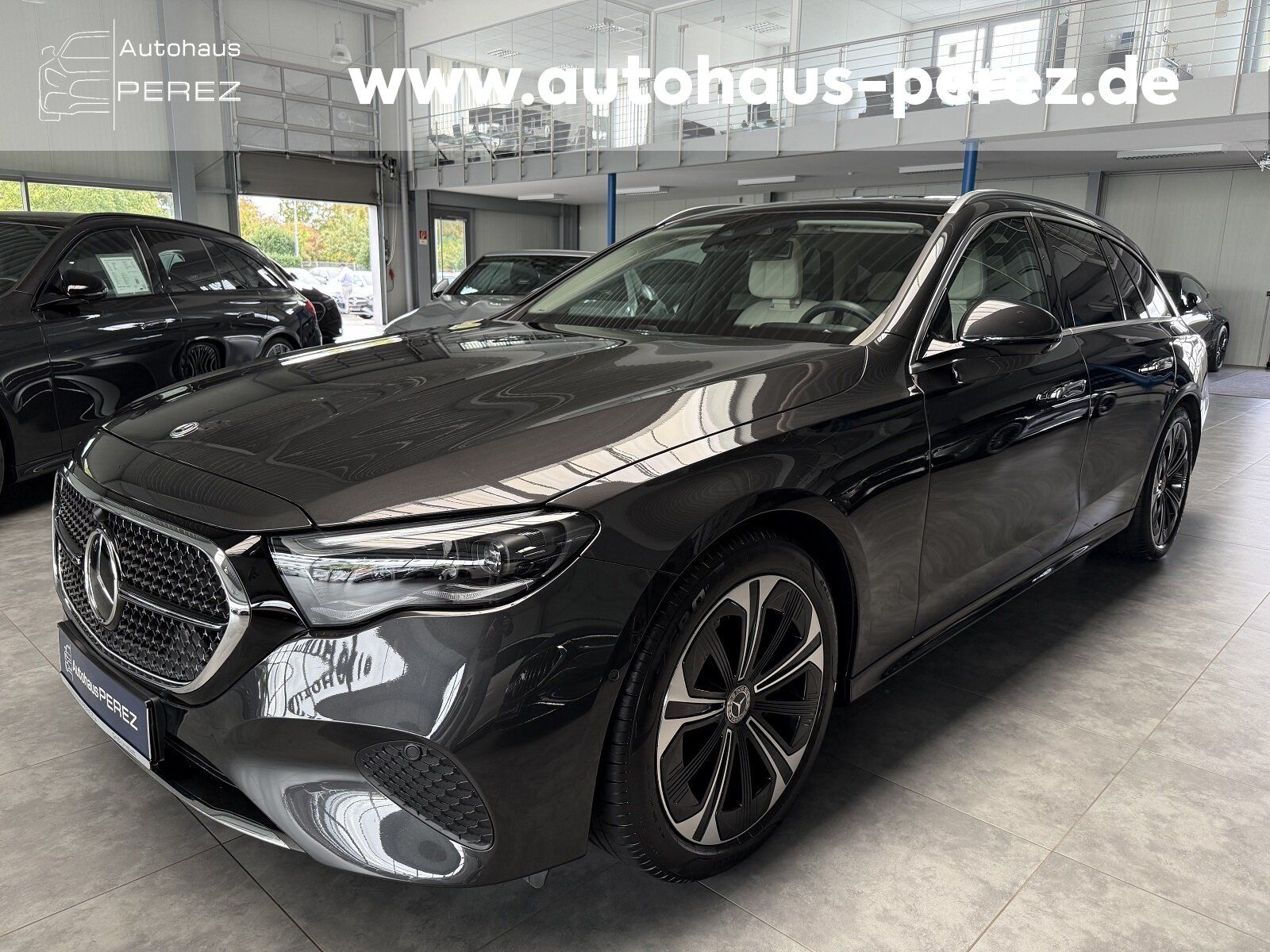 Mercedes-Benz E 300 T e EDITION AVANTGARDE PANO SD-AHK-MASSAGE imagem 2