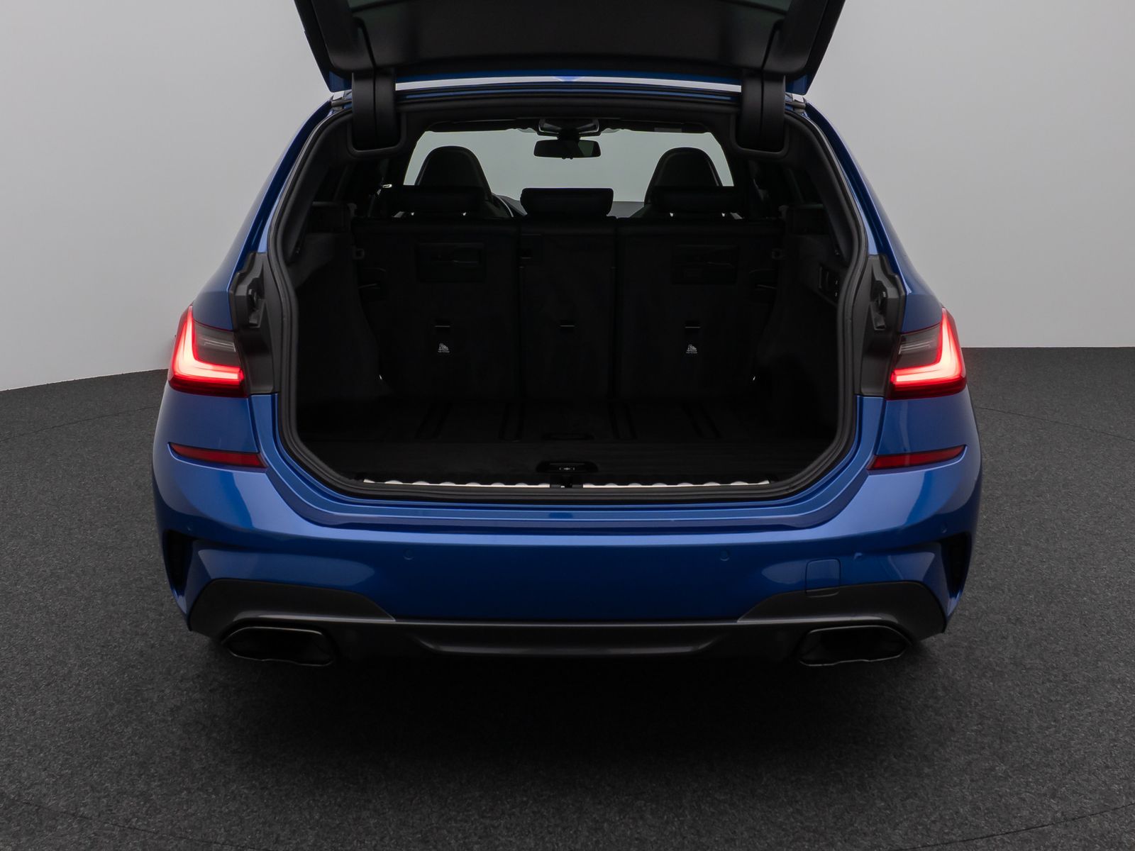 Fahrzeugabbildung BMW M340i xD Panorama Laser 360° HUD DAB H/K Komfort