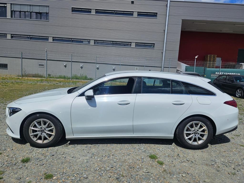 Mercedes-Benz CLA 180 Shooting Brake